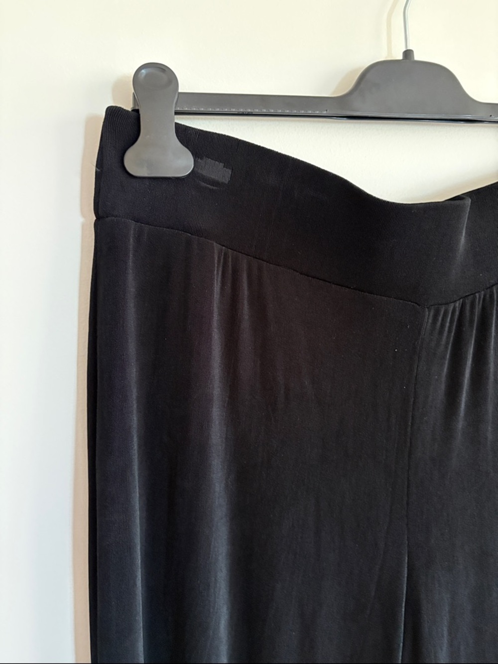 Chicos Wide-Leg Stretch Pants - Picture 2 of 13